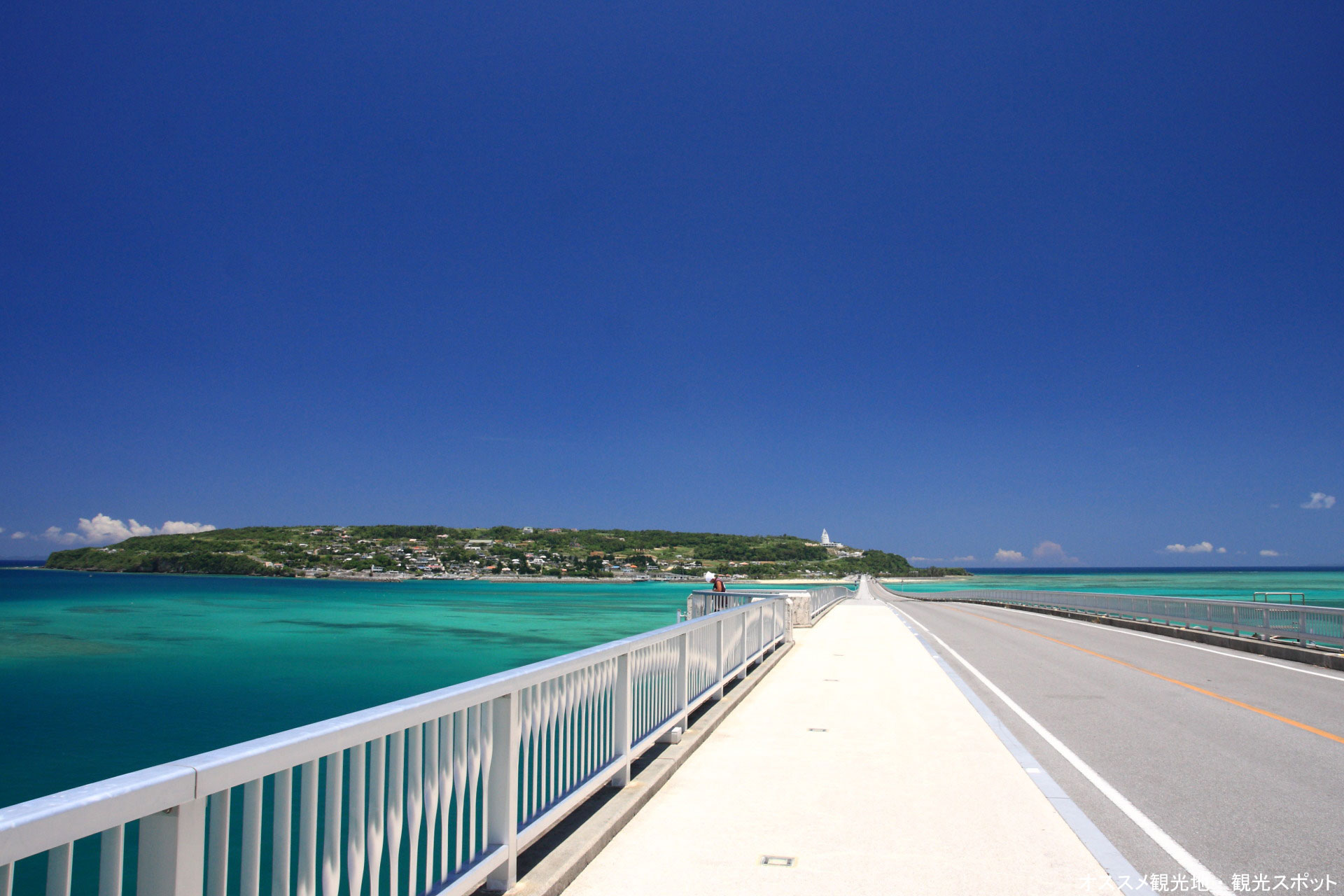 沖縄のフリー写真 無料写真 壁紙 古宇利島 古宇利大橋などの絶景スポット おすすめ観光スポット 観光地